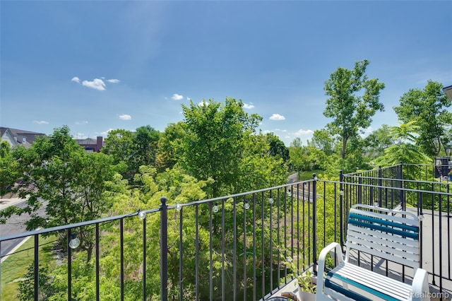 41643 Tera Ln, Novi, MI 48375 - photo 2