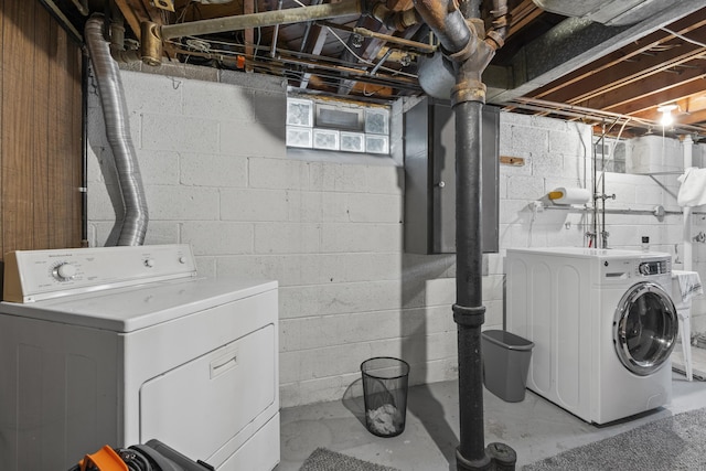22358 Firwood Ave, Eastpointe, MI 48021 - washroom with washer and clothes dryer