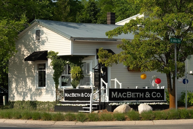 5015 Main St, Onekama, MI 49675 - view of community sign