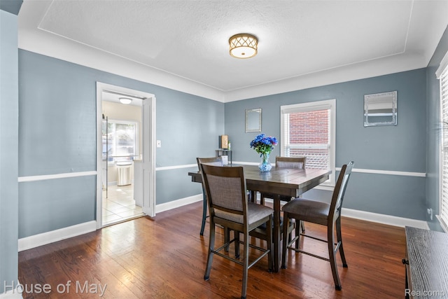 16842 Greenview Ave, Detroit, MI 48219 - dining area with wood finished floors and a textured ceiling