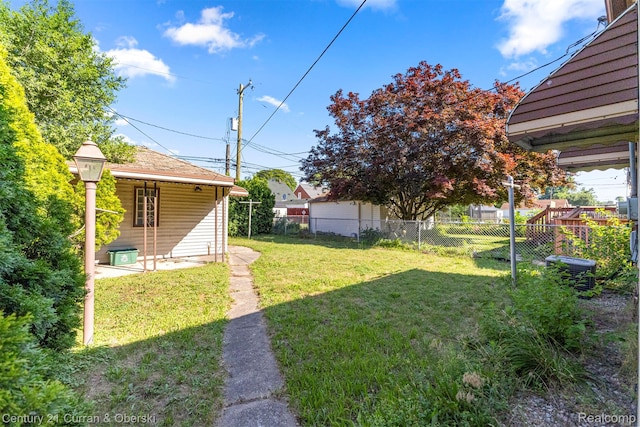19163 Henry St, Melvindale, MI 48122 - view of yard
