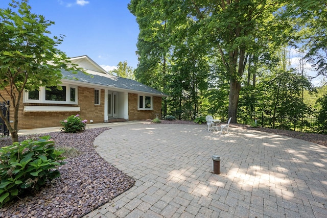 15665 Portage Rd, Vicksburg, MI 49097 - view of patio