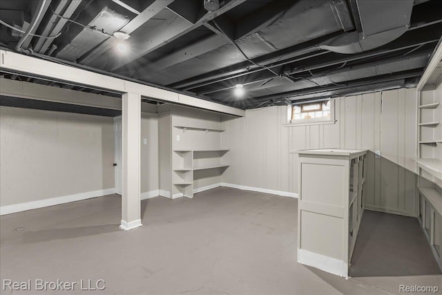 10320 Roxbury St, Detroit, MI 48224 - below grade area with baseboards