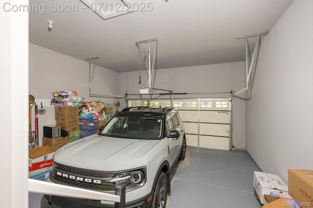 1079 Hampshire Ct, Rochester, MI 48307 - garage with a garage door opener