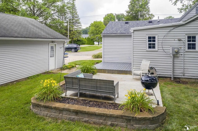 7768 Summerfield Rd, Lambertville, MI 48144 - view of patio / terrace