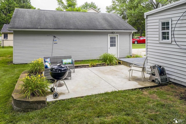 7768 Summerfield Rd, Lambertville, MI 48144 - view of patio / terrace