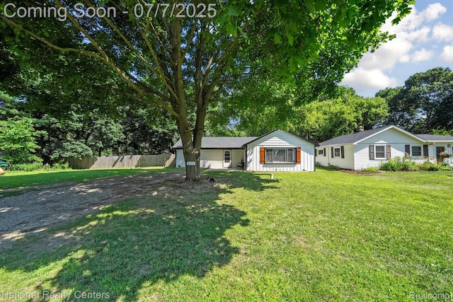 4714 Monterey Ave, Clarkston, MI 48348 - view of front of house