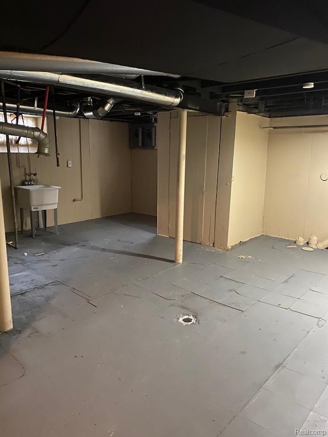 15355 Ward St, Detroit, MI 48227 - unfinished basement with a sink