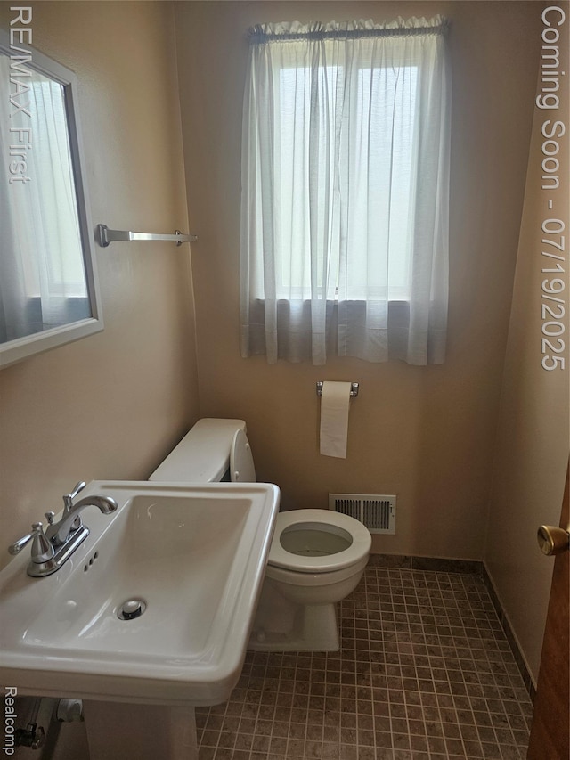 24504 Marine St, Eastpointe, MI 48201 - photo 20