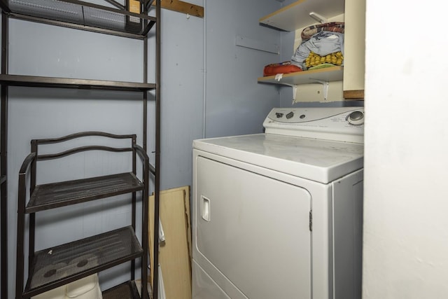 284 Devonshire St, Ypsilanti, MI 48198 - laundry room with washer / dryer