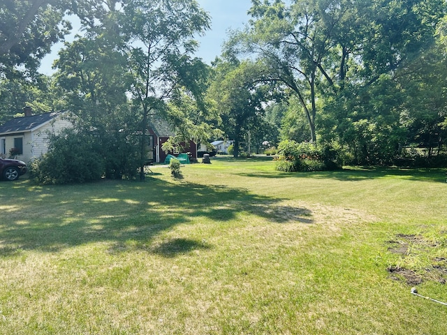 609 E Van Deinse St, Greenville, MI 48838 - photo 18
