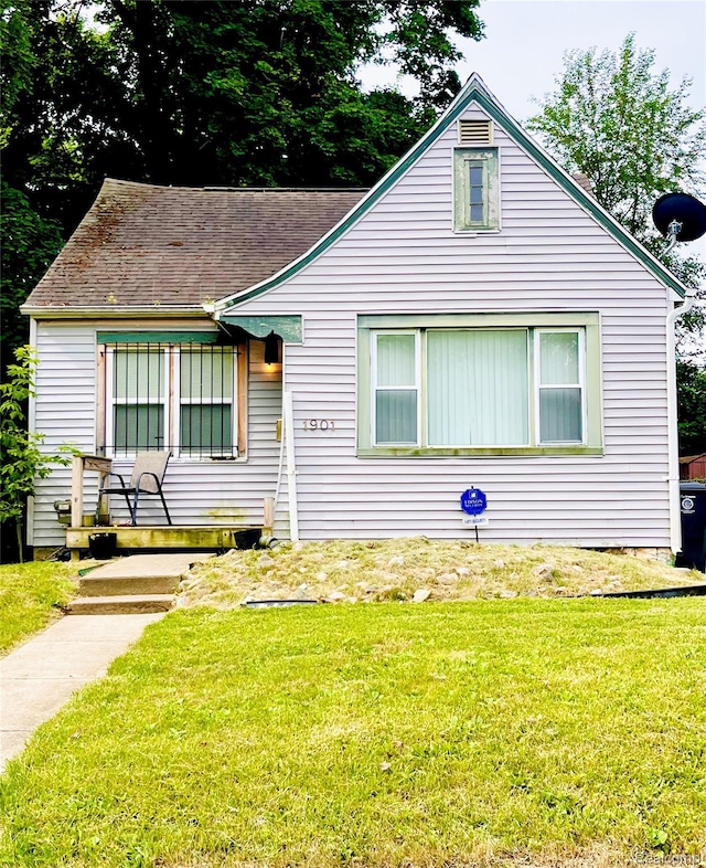1901 Berkley St, Flint, MI 48504 - photo 1