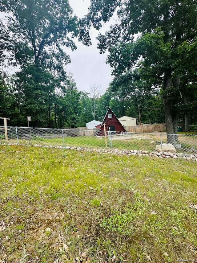4425 E Cranberry Lake Rd, Harrison, MI 48625 - photo 2