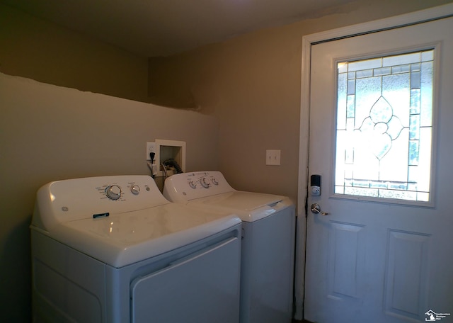 3380 Stewart Rd, Monroe, MI 48162 - laundry area with washing machine and clothes dryer and healthy amount of natural light