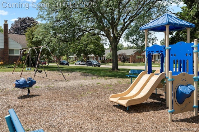 1946 Carlysle St, Dearborn, MI 48124 - view of communal playground