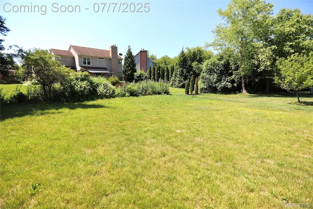 45587 Hanford Rd, Canton, MI 48187 - view of green lawn