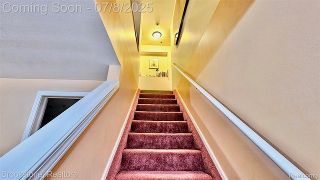 20059 Rodeo Ct, Southfield, MI 48075 - view of staircase
