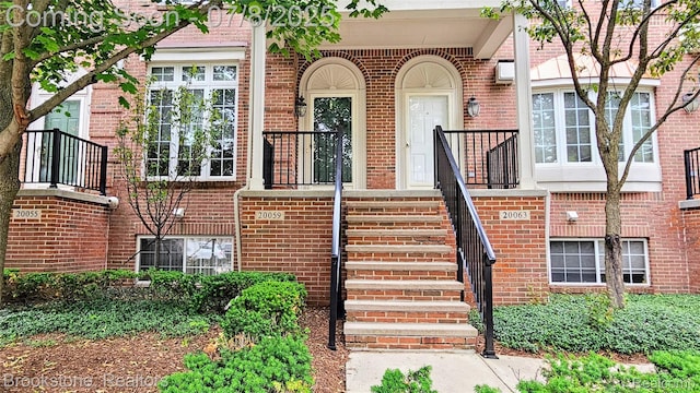 20059 Rodeo Ct, Southfield, MI 48075 - entrance to property featuring brick siding