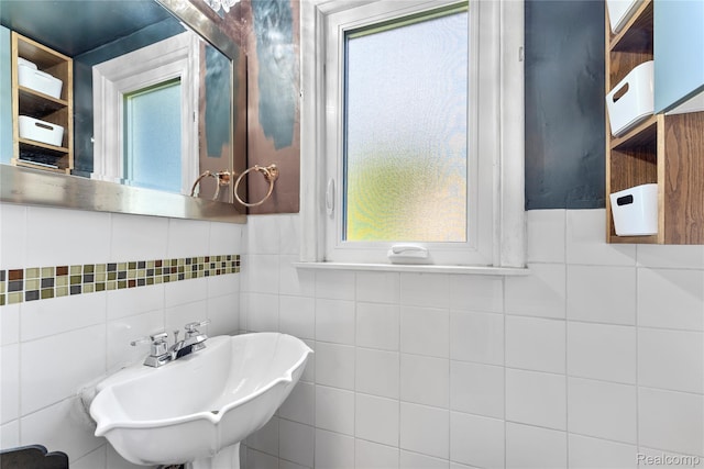 6917 Belton St, Garden City, MI 48135 - bathroom featuring a sink and backsplash