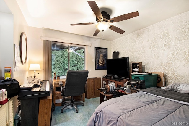 5178 Helga St, Saginaw, MI 48603 - carpeted bedroom featuring an office area and a ceiling fan