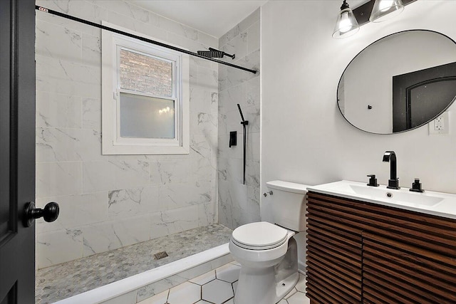 2475 Hazelwood St, Detroit, MI 48206 - full bath with vanity and tiled shower