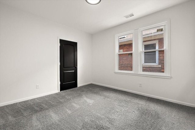 2475 Hazelwood St, Detroit, MI 48206 - empty room featuring carpet and baseboards