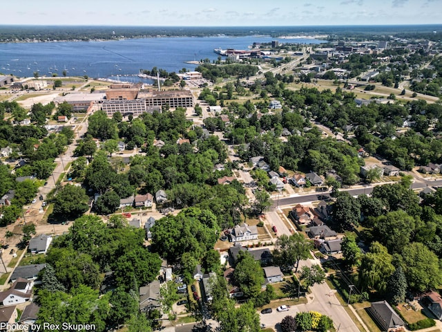 892 W Forest Ave, Muskegon, MI 49441 - aerial view of a large body of water