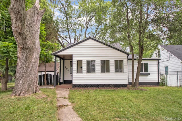 205 E Potter Ave, Lansing, MI 48910 - photo 3