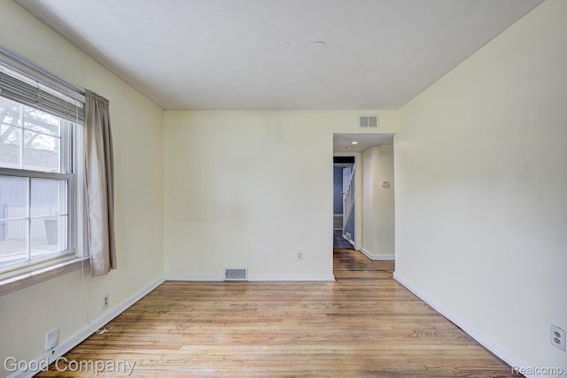 1977 Princeton Rd, Troy, MI 48072 - unfurnished room featuring light wood-style floors and baseboards
