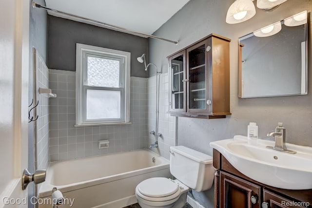 1977 Princeton Rd, Troy, MI 48072 - bathroom featuring washtub / shower combination and vanity