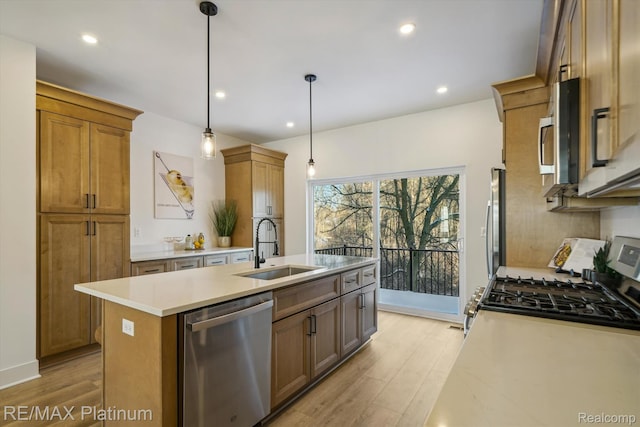 1691 Pinecroft Ln, Howell, MI 48855