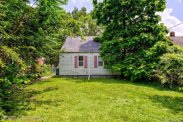 632 S Wilson Ave, Royal Oak, MI 48067 - back of property featuring a lawn