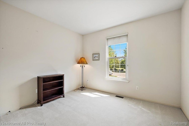 838 Knolls Landing Dr Unit 6, Milford, MI 48381 - view of carpeted spare room