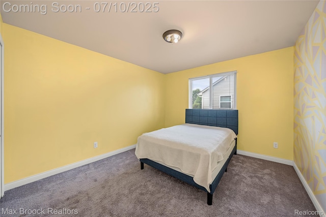 5142 Trailwood Ln, Warren, MI 48092 - bedroom with carpet floors and baseboards