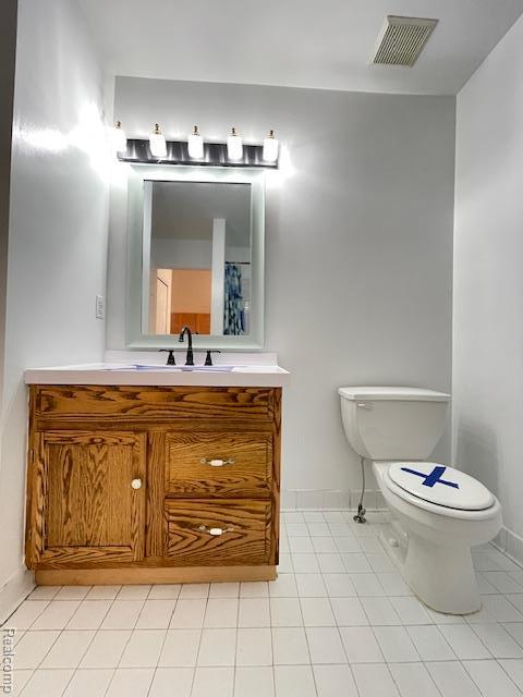 30885 Lee Frank Ln, Madison Heights, MI 48071 - bathroom featuring vanity and tile patterned flooring