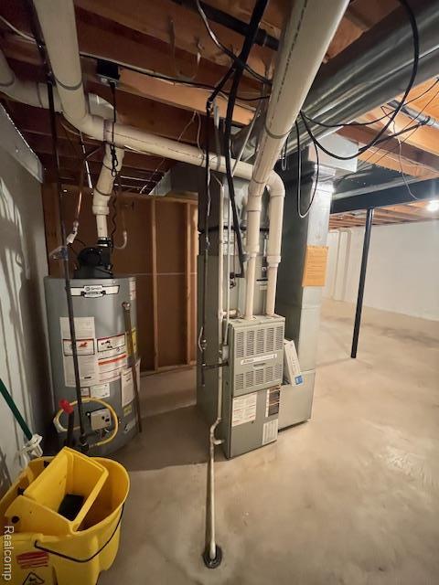 30885 Lee Frank Ln, Madison Heights, MI 48071 - unfinished below grade area featuring gas water heater