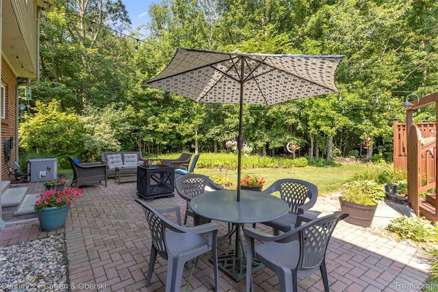 29520 Hunter St, Trenton, MI 48183 - view of patio / terrace featuring outdoor lounge area and outdoor dining space