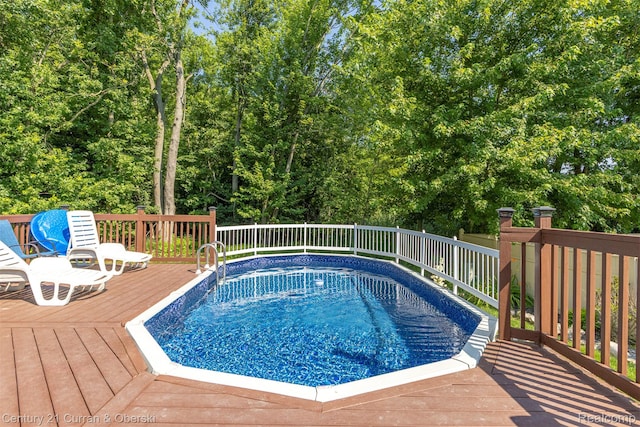 29520 Hunter St, Trenton, MI 48183 - view of swimming pool featuring a deck