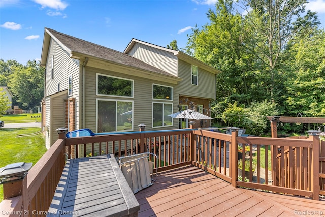 29520 Hunter St, Trenton, MI 48183 - view of wooden deck