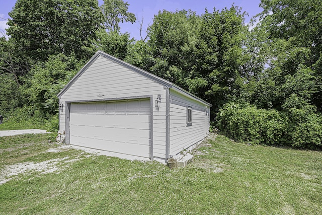 1211 S Jackson St, Jackson, MI 49203 - view of detached garage