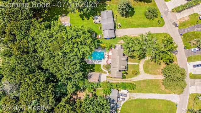 4375 Island Park Dr, Waterford, MI 48329 - aerial view of a pool area