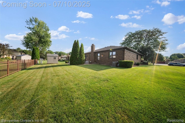 14125 Bangor Dr, Sterling Heights, MI 48313 - view of yard
