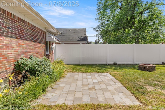8960 Niver Ave, Allen Park, MI 48101 - view of yard with a fire pit and a patio