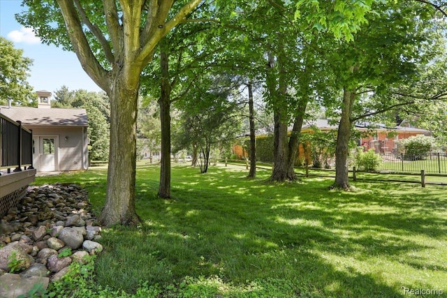 47043 Curtis Rd, Northville, MI 48168 - view of yard