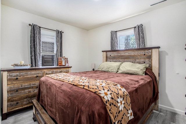 320 E Dr, Marshall, MI 49068 - bedroom with wood finished floors and baseboards