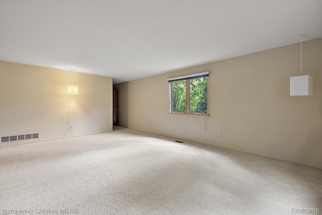 2 Eastbury Ct, Ann Arbor, MI 48105 - unfurnished room with carpet and baseboards