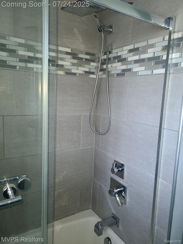 12077 Brougham Dr, Sterling Heights, MI 48312 - photo 15