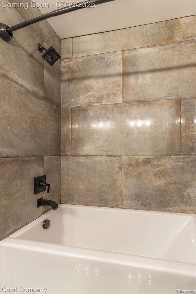 1432 N Custer Ave, Clawson, MI 48017 - view of full bath