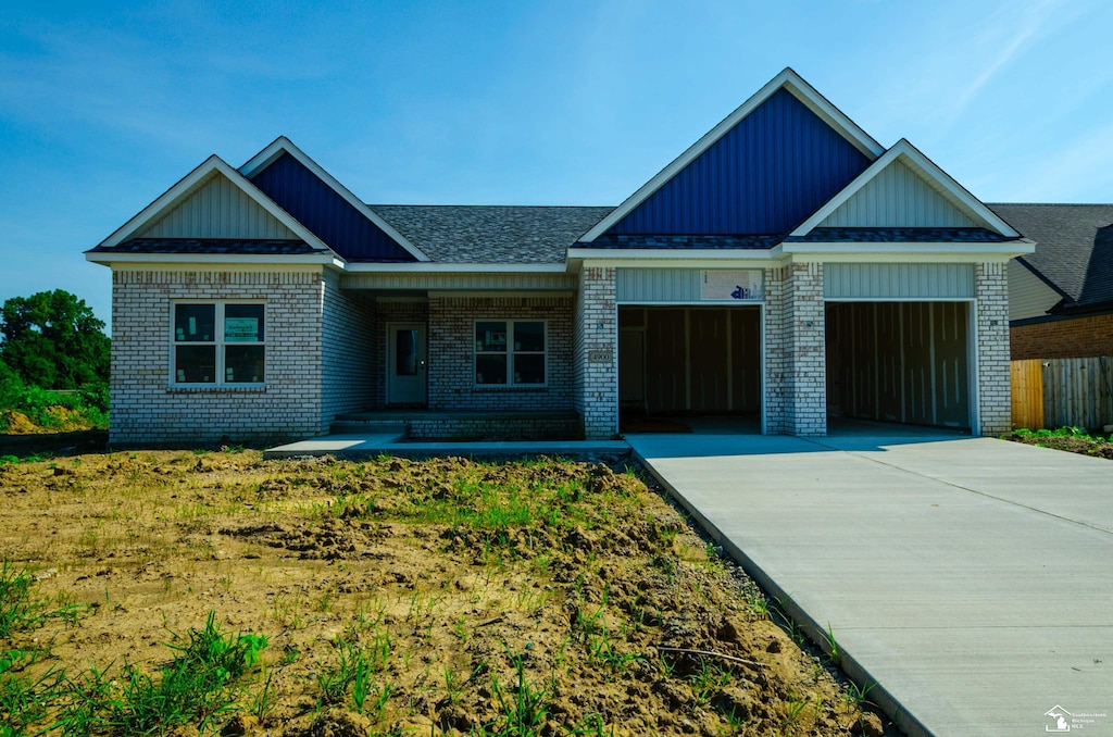 4900 Skylark Dr, Monroe, MI 48161