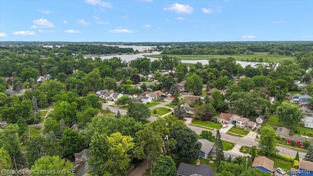 4681 Cass Elizabeth Rd, Waterford, MI 48327 - aerial view of residential area with a large body of water